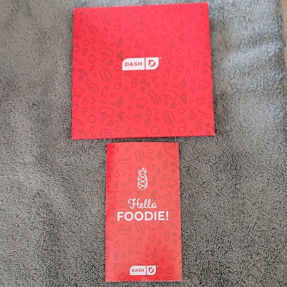 Dash Retro Milkshake Maker!!! - Picture 11 of 11